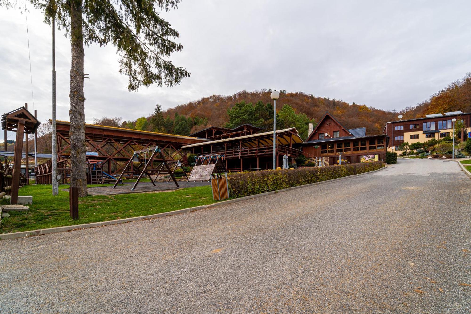 Poráč Park Hotel Exterior foto
